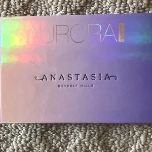 Anastasia Beverly Hill Aurora Glow Kit